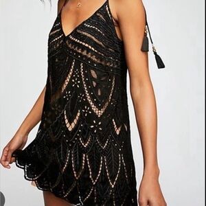Black Embroidered Mini Dress with Nude Lining – Boho Glam Vibes! Sz M